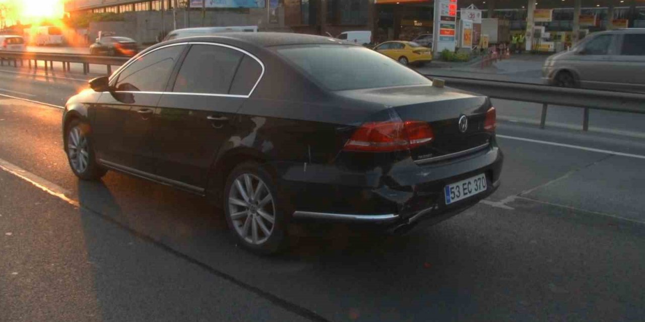 İstanbul’da 1 Mayıs görevine giden polis aracı kaza yaptı