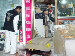 Tüpçü ile marketçi kavgası 2 ölü