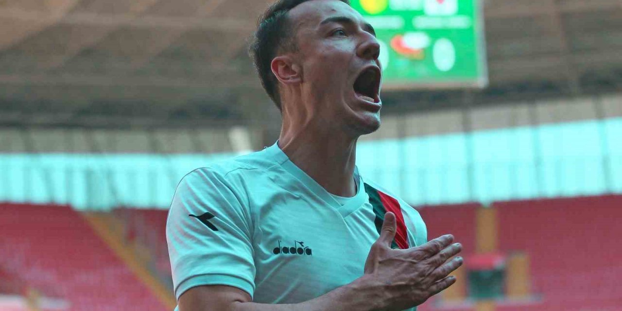 Eskişehirspor lideri devirerek ligde kalma umutlarını sürdürdü