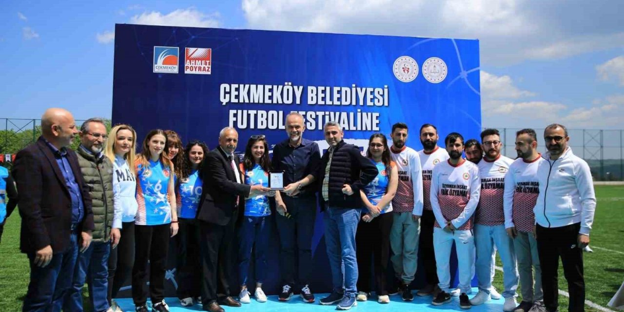 Çekmeköy’de minikler için dev futbol organizasyonu