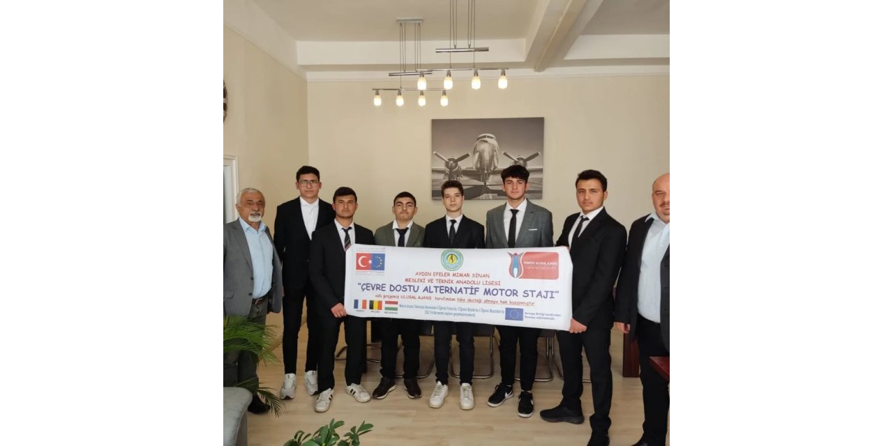 Aydınlı öğrenciler yurtdışında elektrikli ve hibrit araçlar üzerine staj yaptı