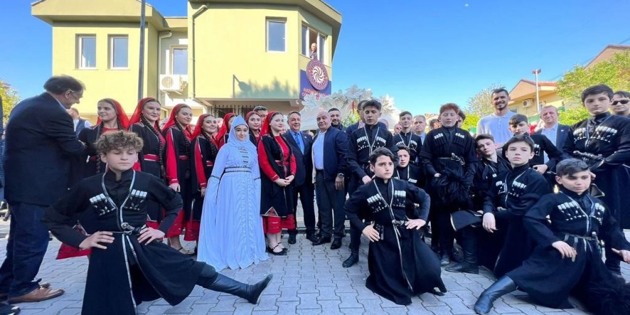 Alfatlı: "Kafkaslar, Gürcülerle Türkler Tunç gibidir"
