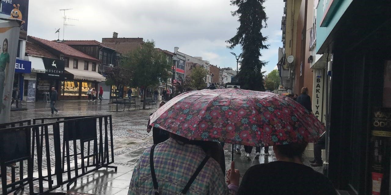 Edirne’de sağanak yağış