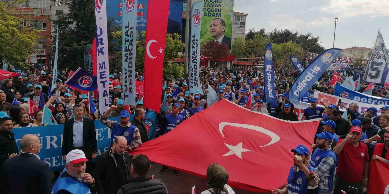 79 ildeki 127 açık hava toplantısı müracaatının tamamına izin verildi
