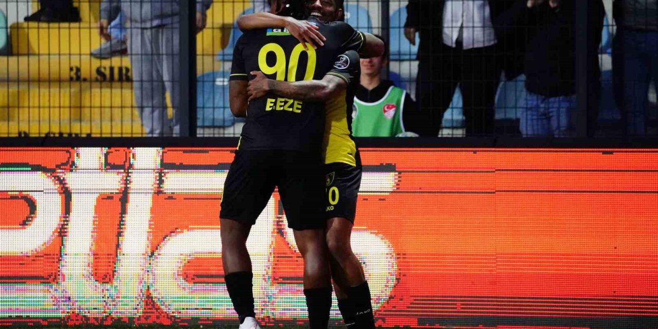 Spor Toto Süper Lig: İstanbulspor: 1 - Giresunspor: 0 (Maç devam ediyor)