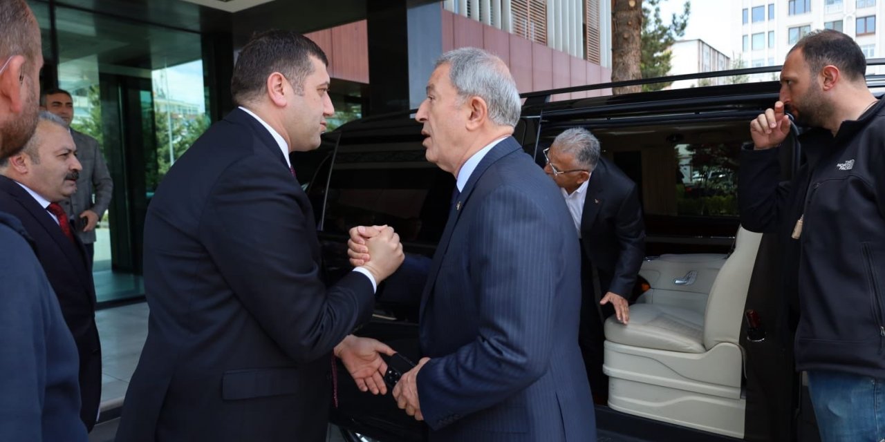 Baki Ersoy’dan uzman çavuşlara müjde