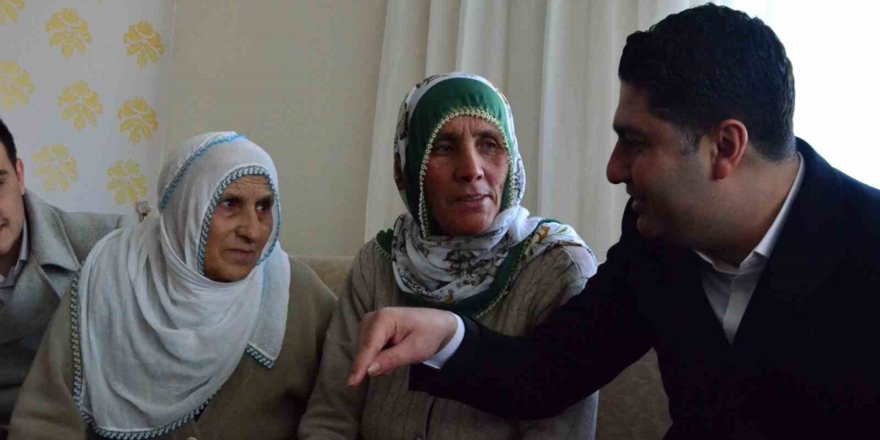 Özdemir: "Sen rahat uyumazsan, ben rahat uyuyamam"