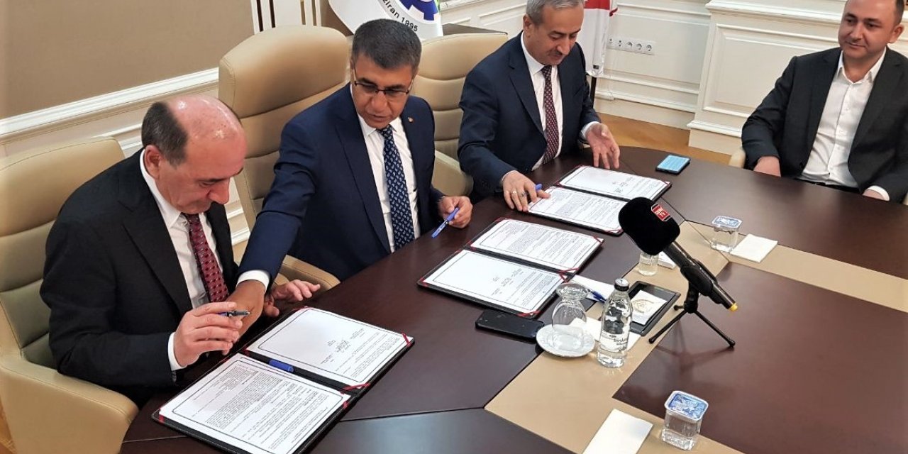 İmzalar Demirçelik Anadolu Lisesi için atıldı