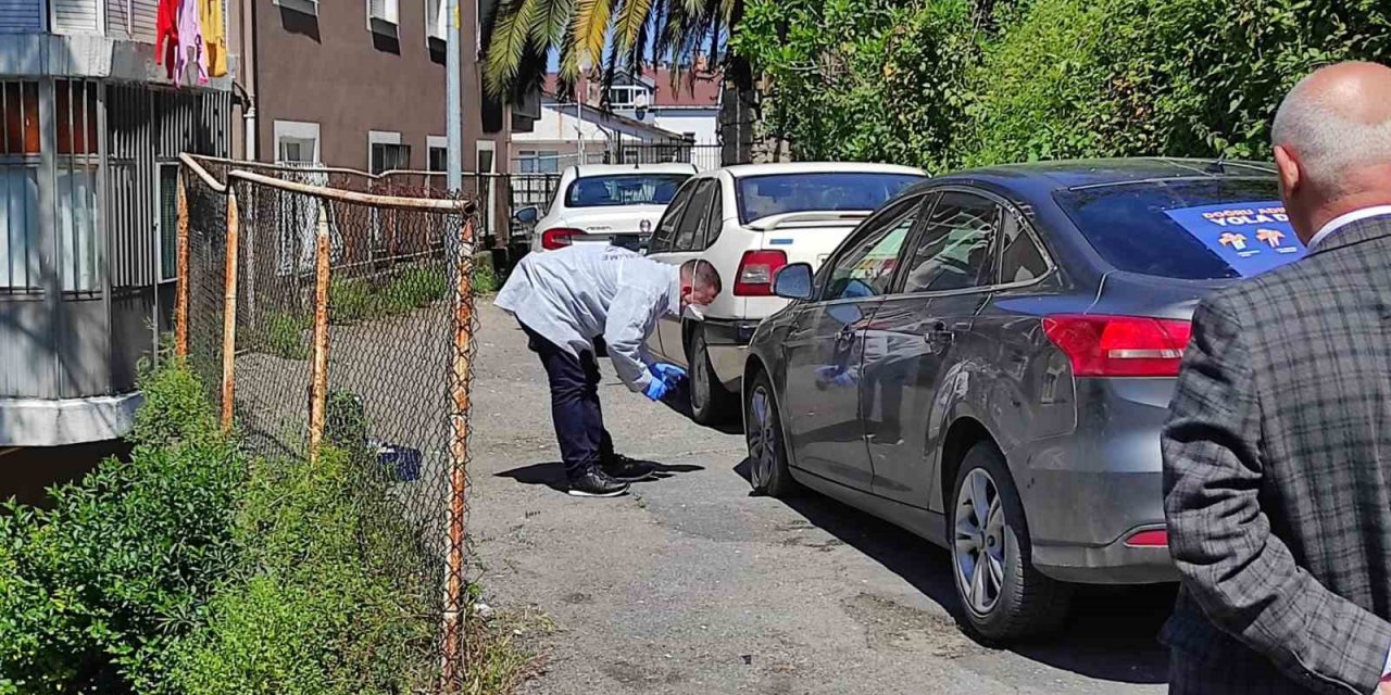 Aracının lastiklerini kestiler