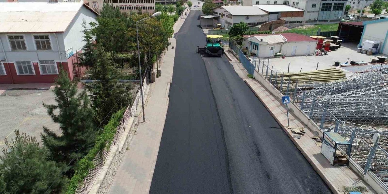 Siirt Valisi Hacıbektaşoğlu talimat verdi, kentte asfaltlanmayan yer kalmayacak