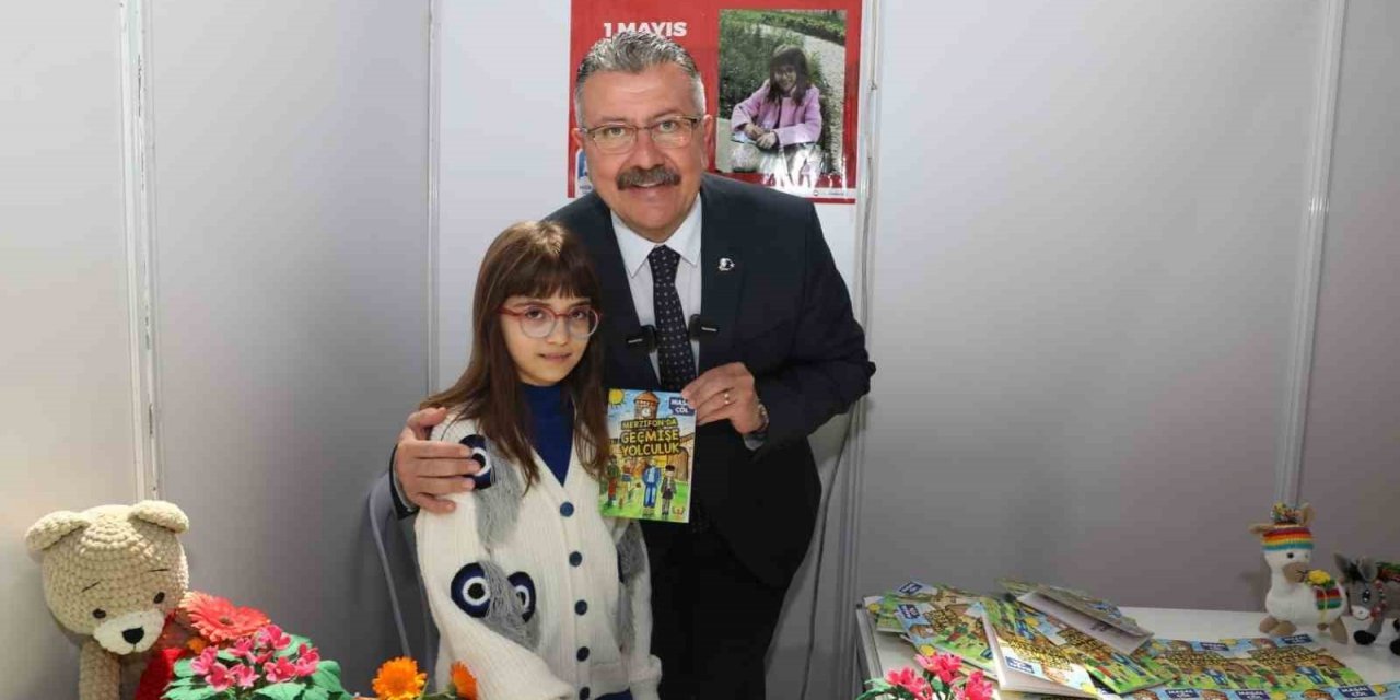 10 yaşındaki Masal, hikaye kitabı çıkardı