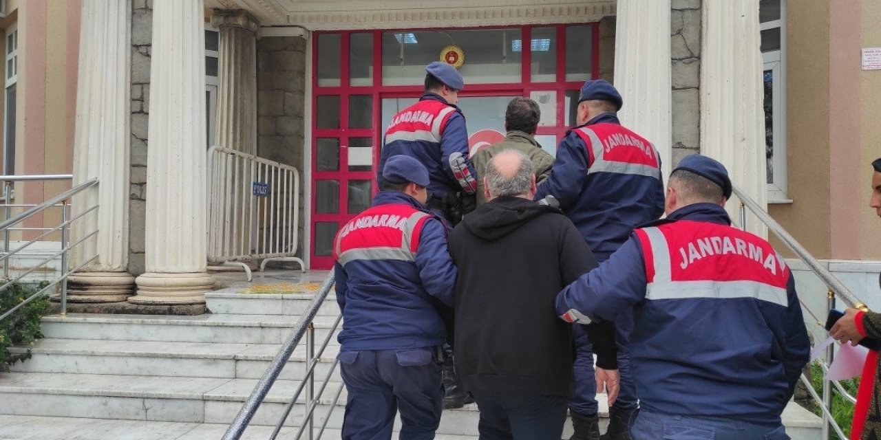 Aydın’da göçmen kaçakçılığından aranan şahıslar yakalandı