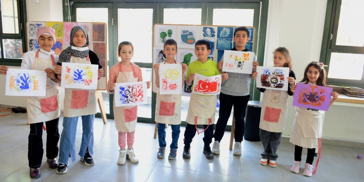 Depremzede çocuklar atölyelerde buluştu