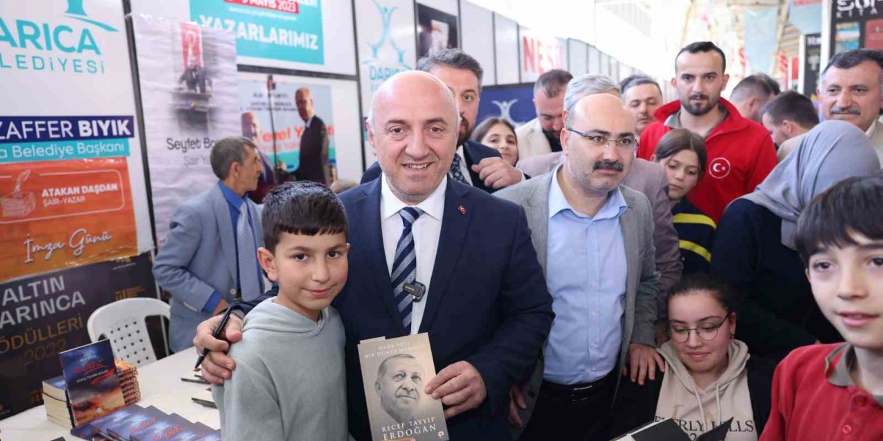 3. Darıca Kitap Fuarı kapılarını açtı