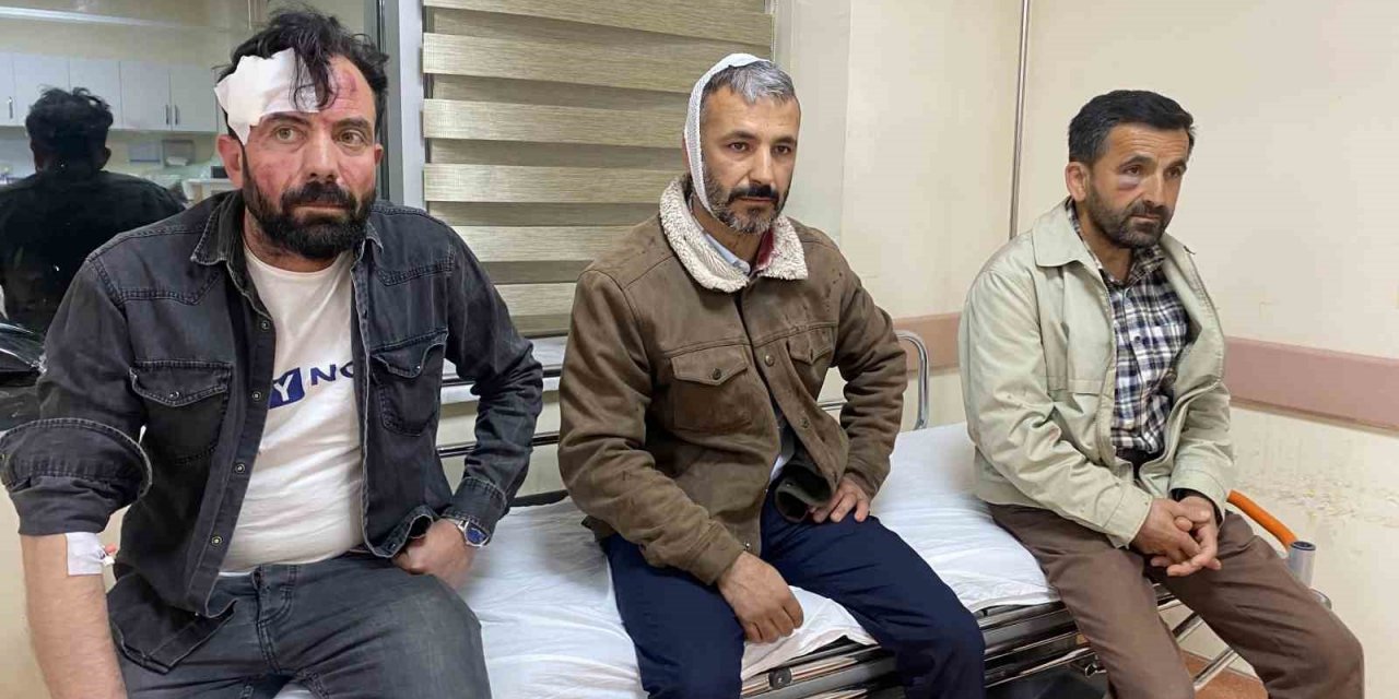 Çanakkale’de Yeşil Sol Partililer seçim çalışmalarında kahvehanedeki 4 kişiyi hastanelik etti