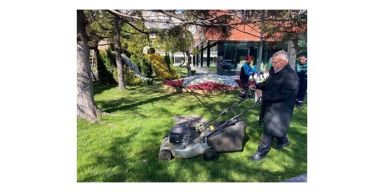 Başkan Büyükkılıç’tan belediye parkında bahar mesaisi