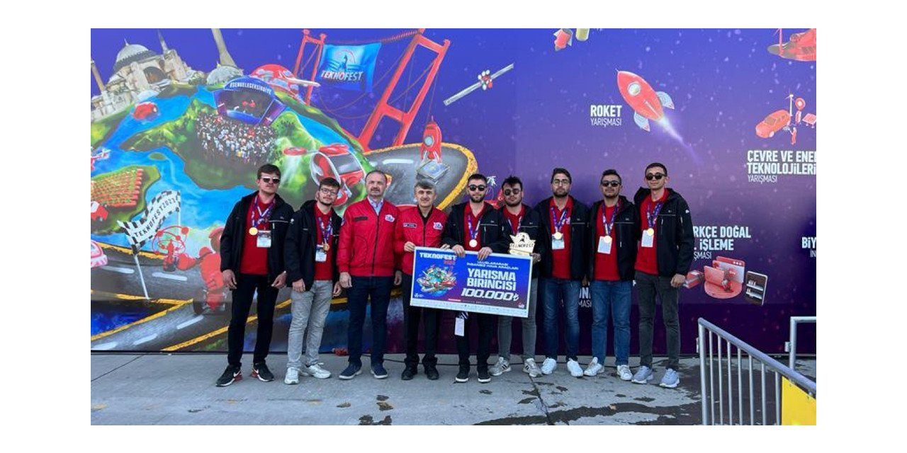 Şampiyon DPÜ KARANDA İHA Teknofest ödülüne kavuştu
