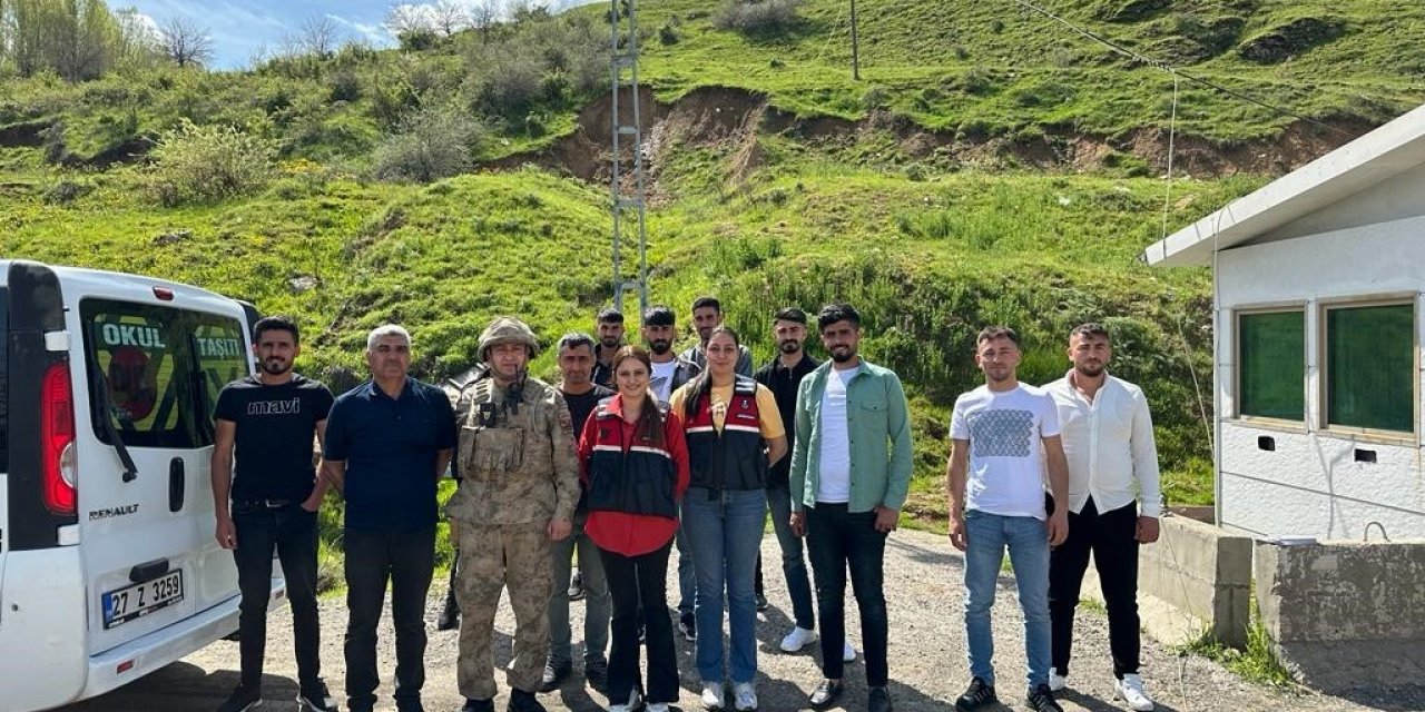 Yol kontrol noktalarında KADES uygulaması tanıtıldı