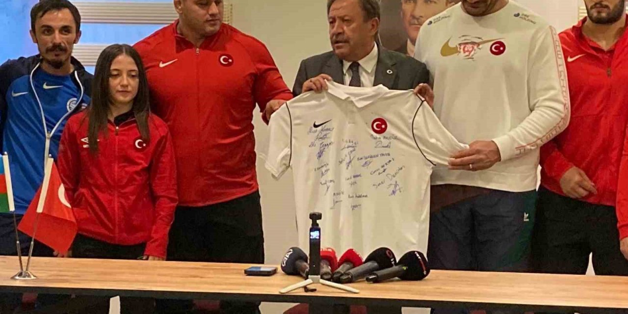 Şampiyon güreşçilerin sıradaki hedefi 2024 Paris Olimpiyatları