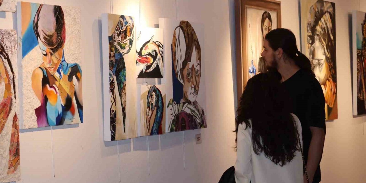 13 sanatçının ortaya koyduğu eserler sanatseverleri bekliyor
