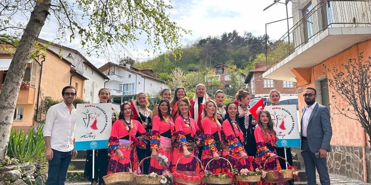 Nilüfer Belediyesi Halk Dansları Topluluğu Bulgaristan’da gönülleri fethetti