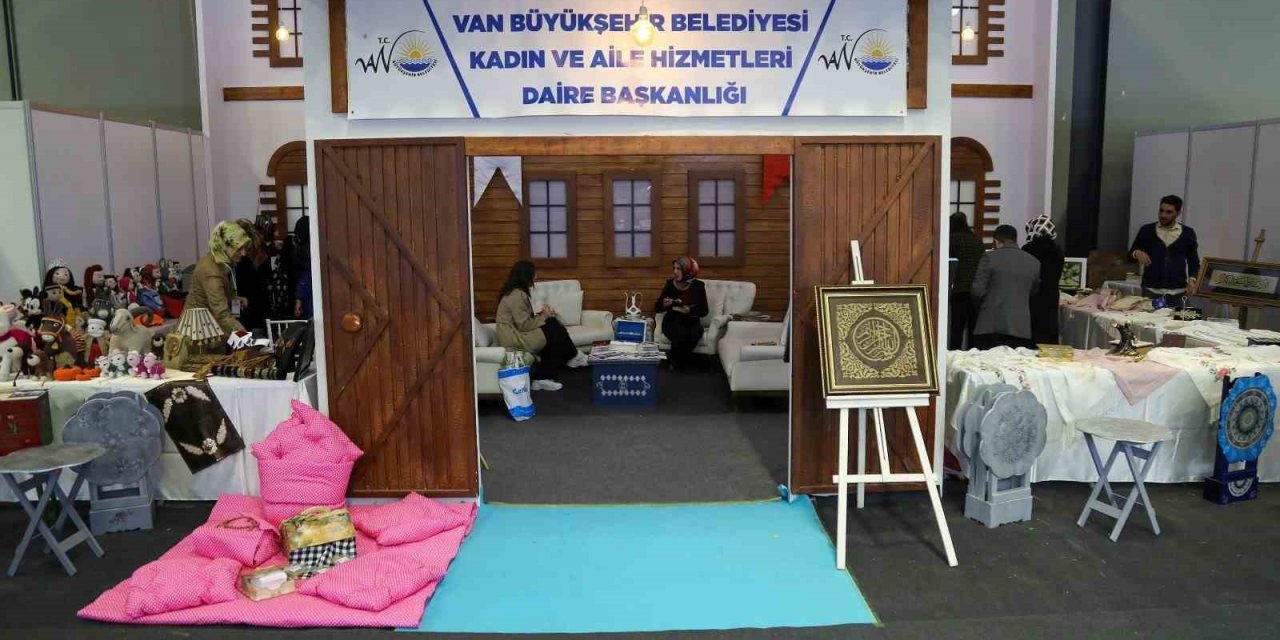 Van Büyükşehir Belediyesi ‘Doğu Anadolu Tarım Hayvancılık ve Gıda Fuarı’nda yerini aldı