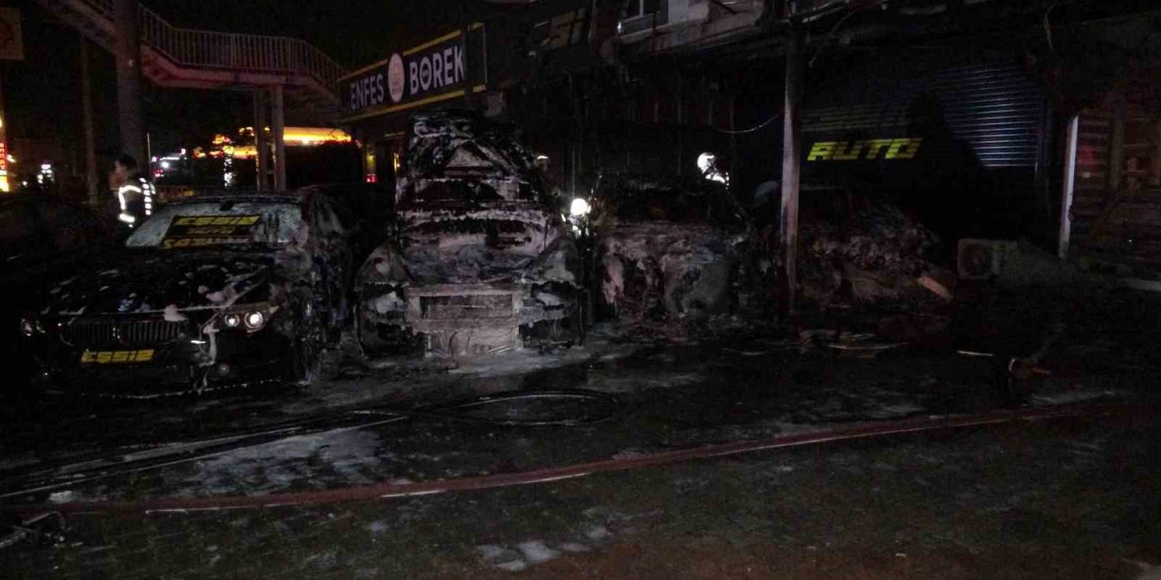 Aylar önce kurşunlanan oto galeride, bu sefer de lüks otomobiller alev alev yandı