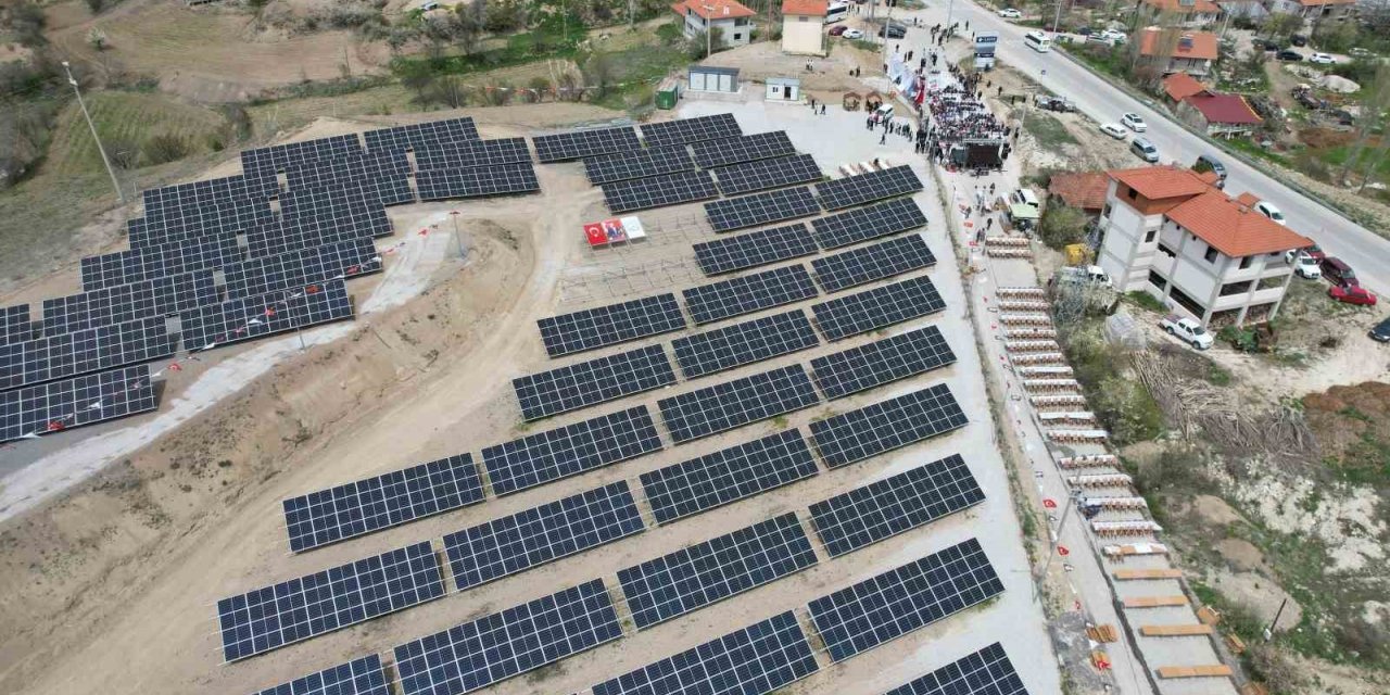 Çameli Belediyesi’nin ilk güneş enerji santrali hizmete açıldı