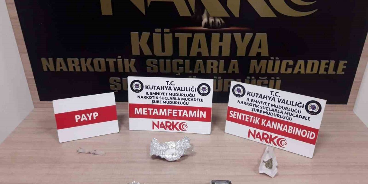 Kütahya’da şüphe üzerine durdurulan 2 şahsın üzerinde uyuşturucu çıktı