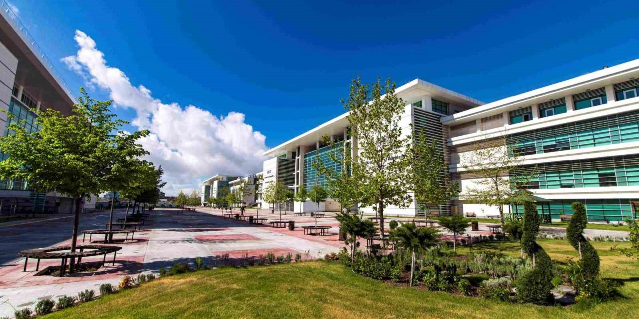 Konya Ticaret Odası Karatay, İş Sağlığı ve Güvenliği Yönetim Sistemi Belgesi alan ilk üniversite