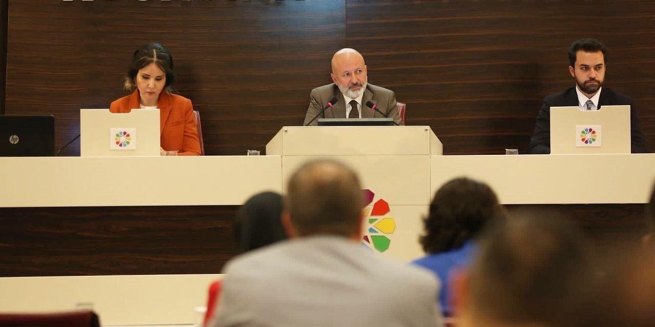 Başkan Çolakbayrakdar, 45 yıllık tapu sorununu çözüme kavuşturuyor