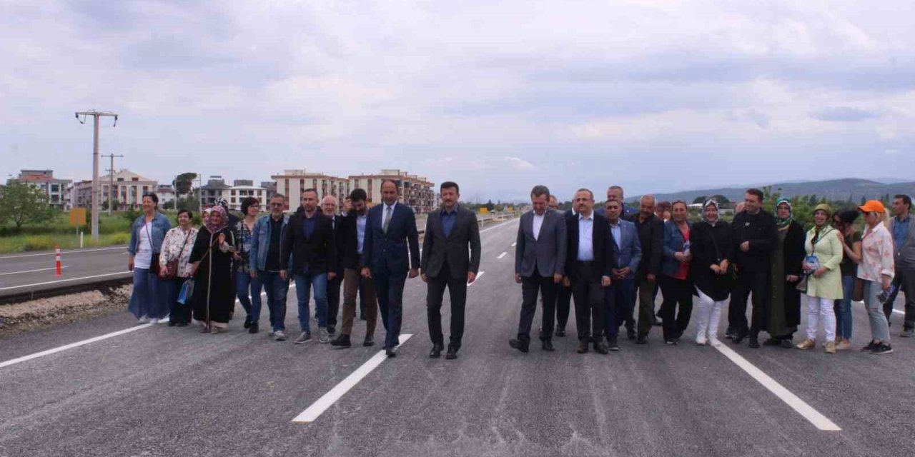 Bergama Çevreyolu trafiğe açıldı