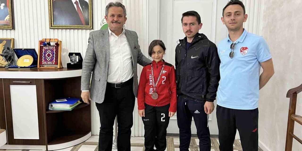 Türkiye 3. olan Aksu’ya Başkan Koloğlu’dan tebrik