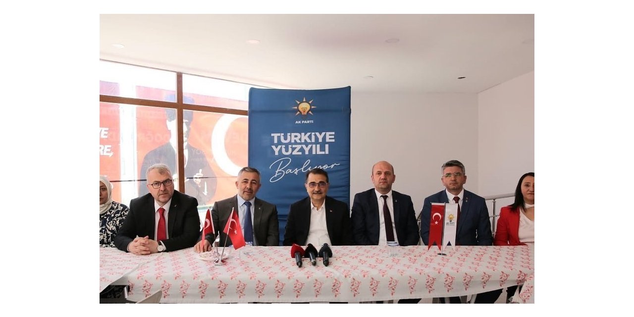 Bakan Dönmez, "Nereye gitseniz Şehir Hastaneleri adeta 5 yıldızlı konforla sahip hale geldi"