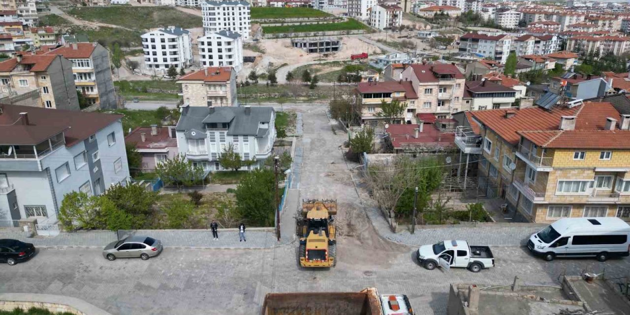 Nevşehir’de yol yenileme çalışmaları devam ediyor