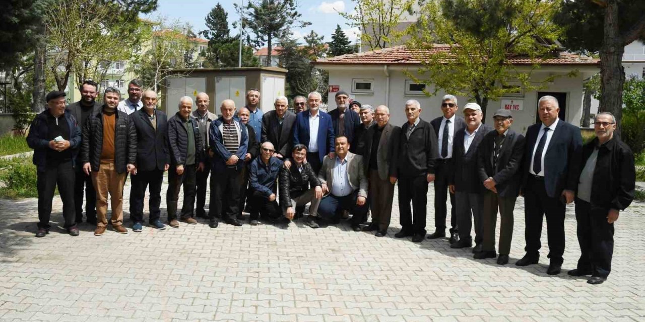 Anadolu Mahallesi Camii ve çevresi yenileniyor