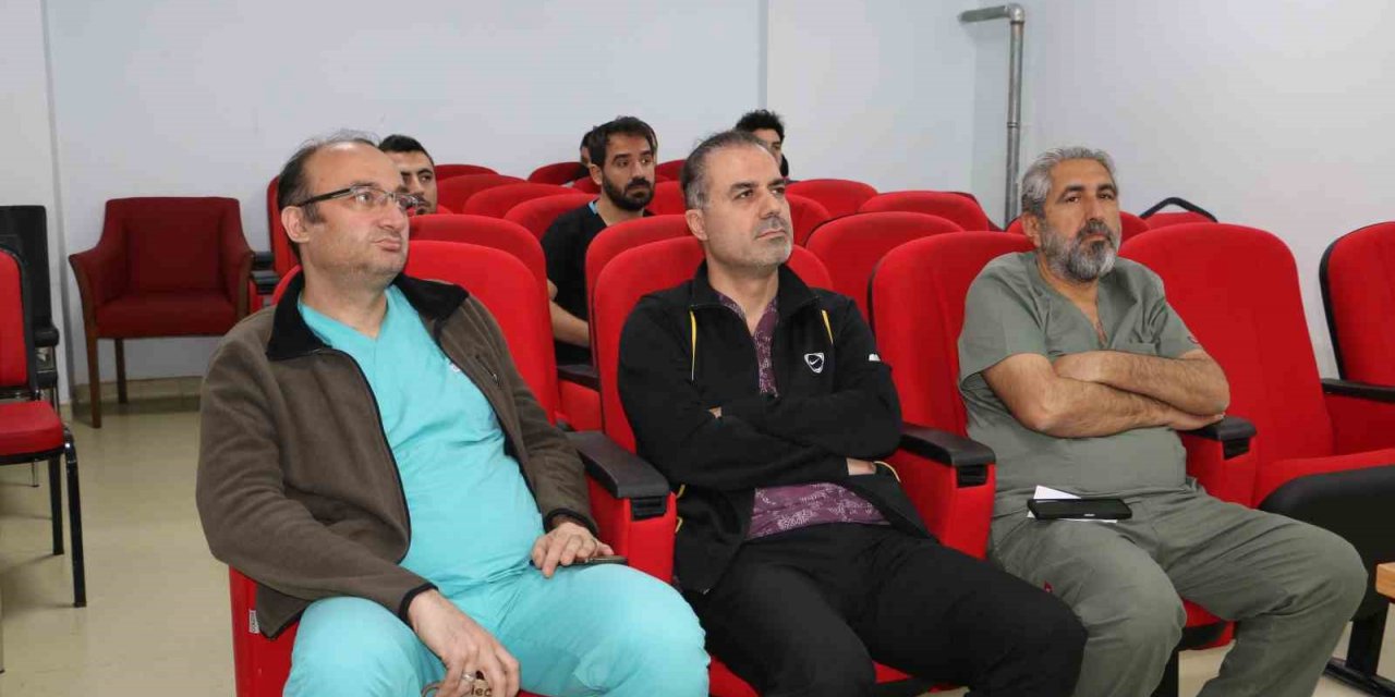 Diyarbakır’da sağlıkçıların eğitimi hastanede de devam ediyor