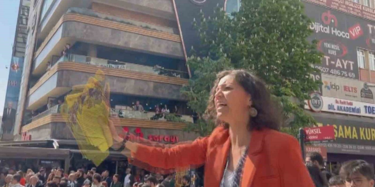 Bağımsız milletvekili adayının seçim çalışmaları sırasında gergin anlar yaşandı