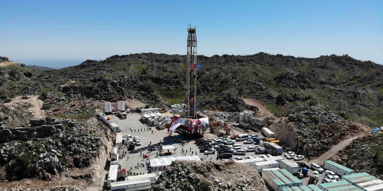 Şırnak Valisi Bilgin: “Suudi Arabistan’da petrol hangi kalitede çıkıyorsa burada da o kalitede çıkıyor”