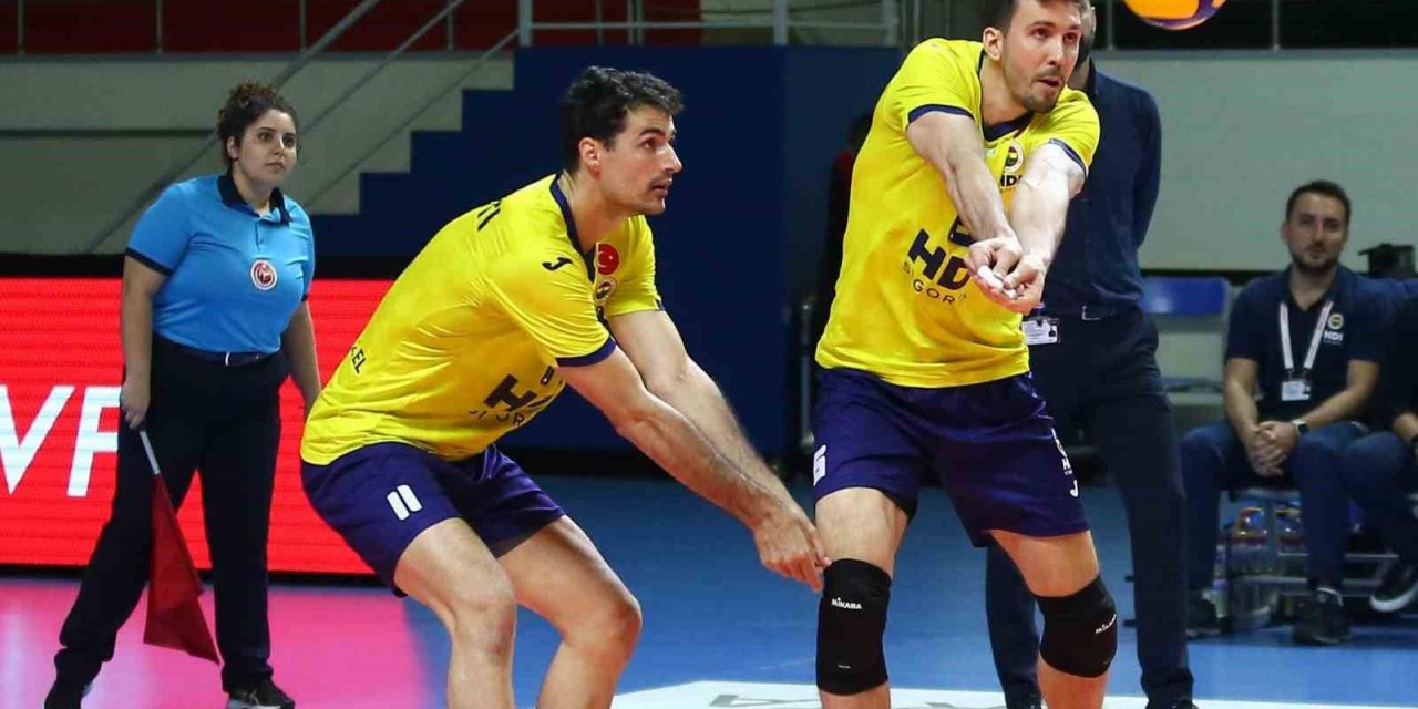 Fenerbahçe HDI Sigorta seride 1-0 öne geçti