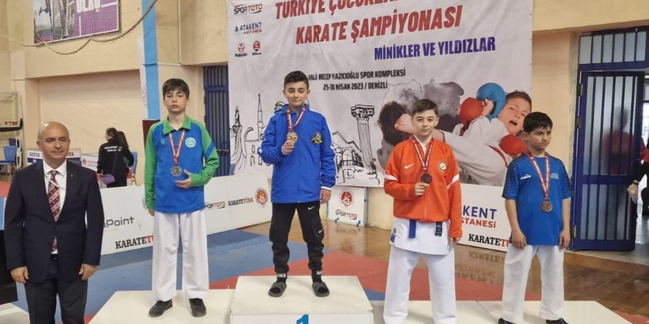 Çayırova karatede gurur yaşadı