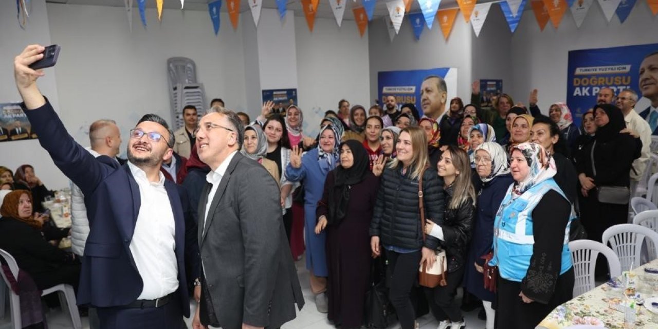 Başkan Savran, gençlerle bir araya geldi