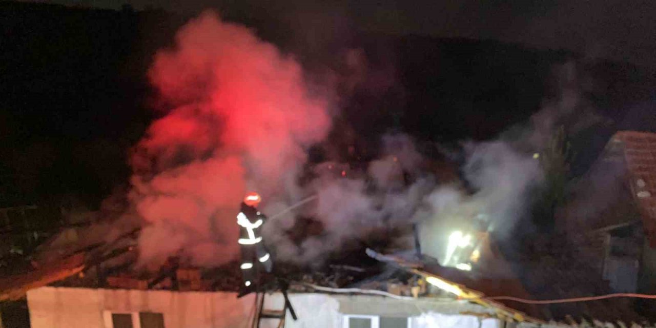 Erbaa’da tek katlı evde yangın çıktı