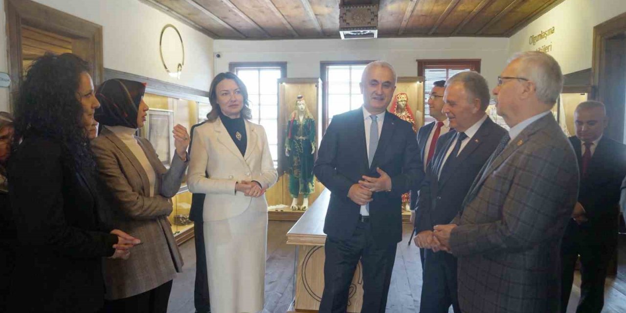 Kaybolmaya yüz tutmuş ürünler gün yüzüne çıkartılıyor