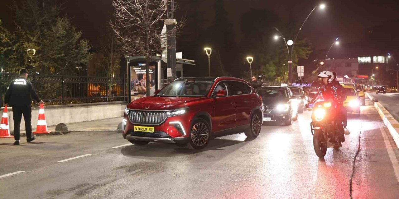 Taksiciler, Togg konvoyu oluşturdu