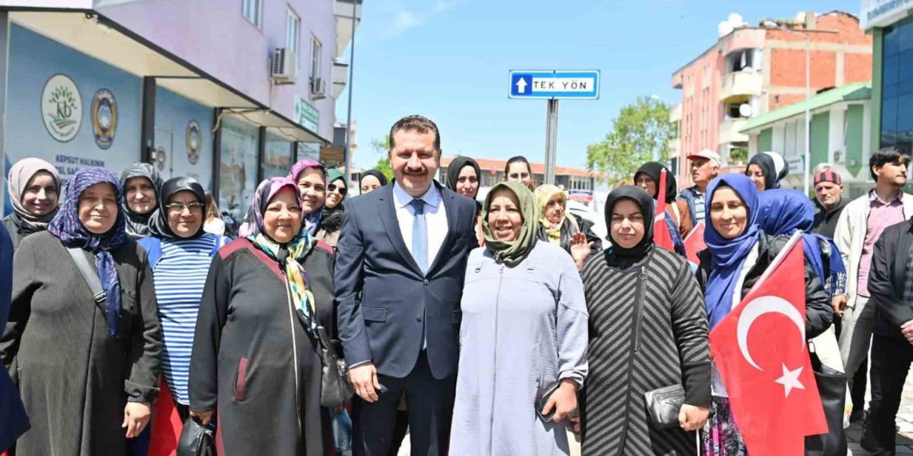 Bakan Yılmaz, “Durmadan, yorulmadan hizmet üretmeye devam”