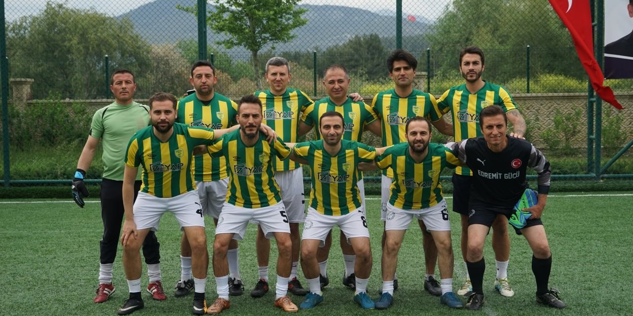 Edremit mahalle liginde yarı final yolunda