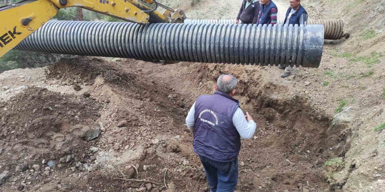 Burhaniye kırsal mahallelerinde çalışmalar devam ediyor