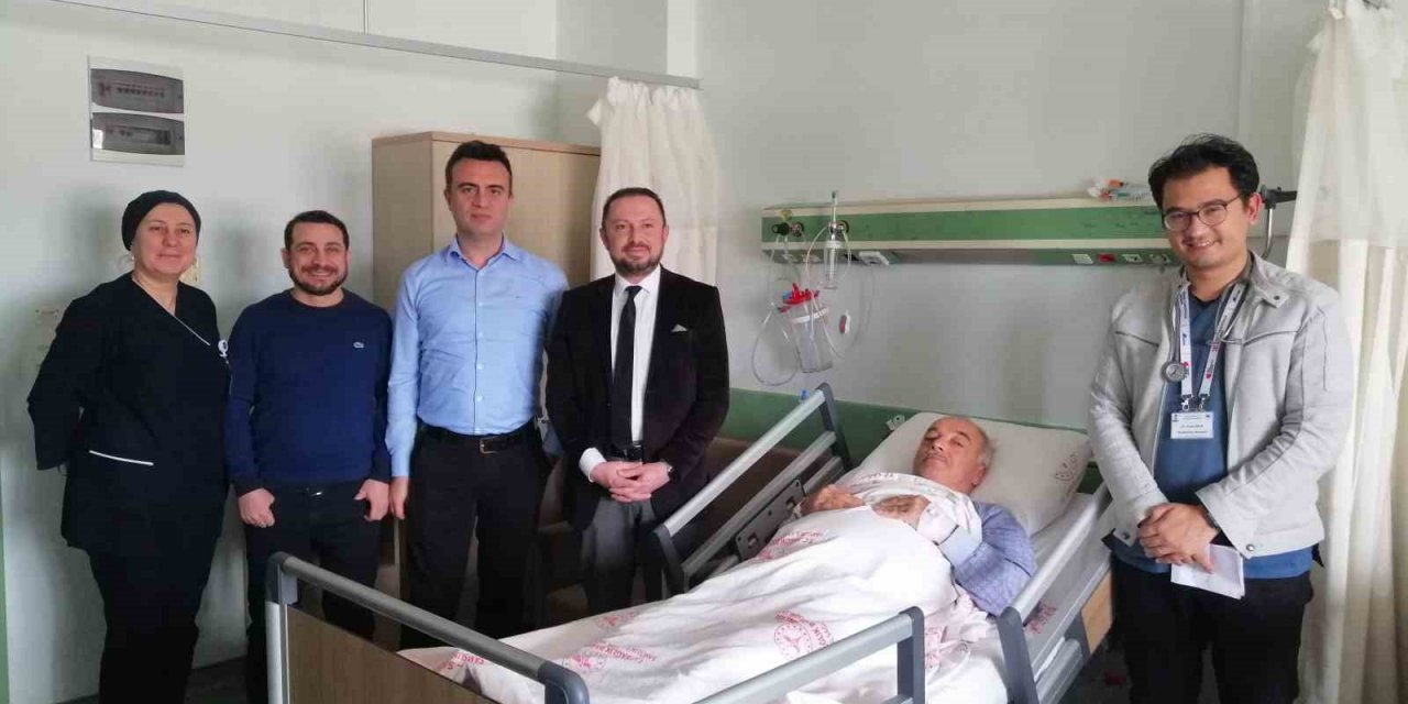 Tam tıkalı koroner damarlara ameliyatsız tedavi