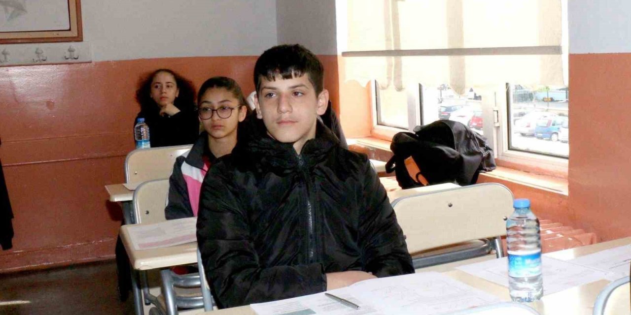 Sivas’ta 16 bin 708 öğrenci sınava girdi